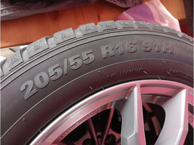 Photo Jantes pneus hiver capteurs pour BMW série 1 image 2/4