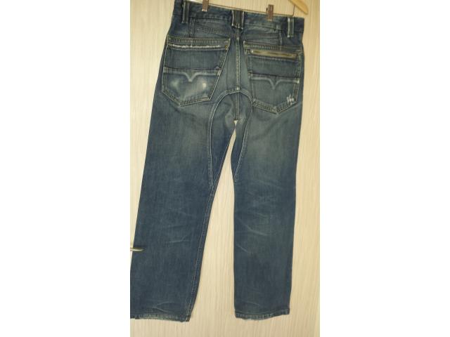 Photo Jean Diesel homme image 2/2