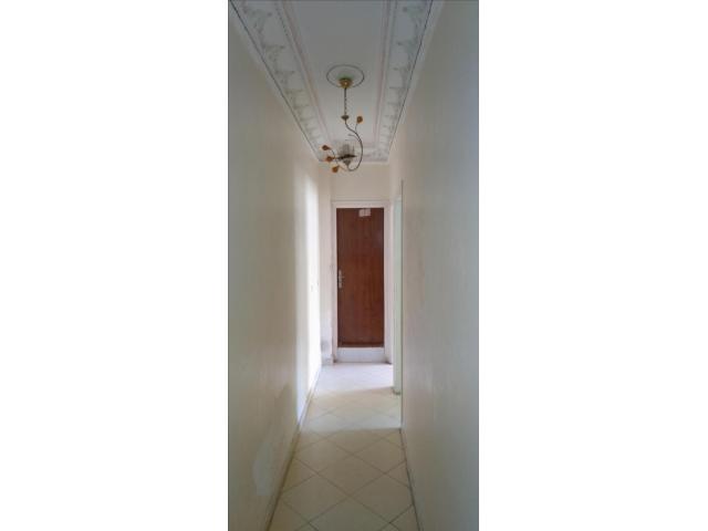 Photo joli appartement a mostakbal proche de boulevard image 2/3
