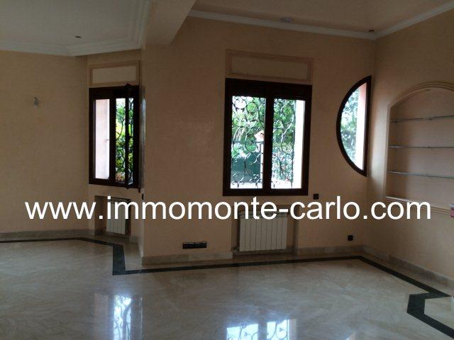 Photo Jolie Villa à louer avec chauffage central à Souissi RABAT image 2/5