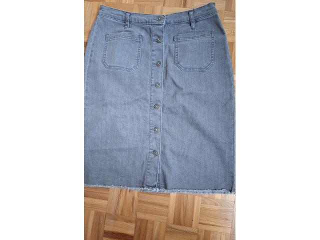 Photo Jupe jeans noire délavée image 2/3