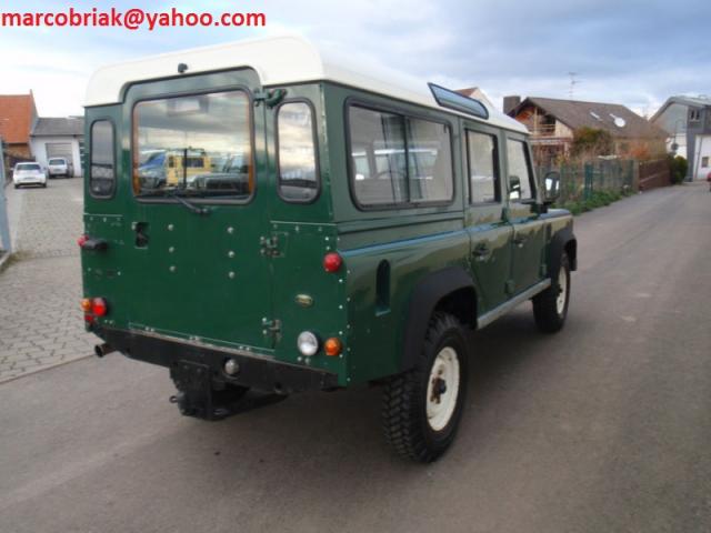 Photo Land Rover Defender 110 Station Wagon E image 2/3