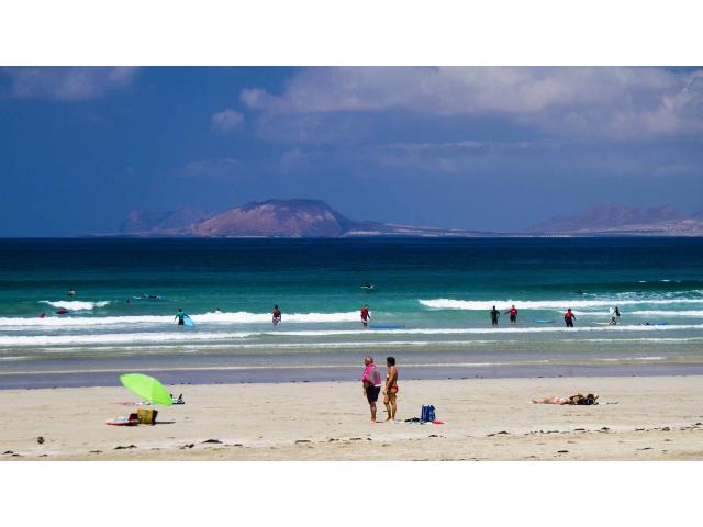 Photo Lanzarote, première rangée de la mer image 2/3