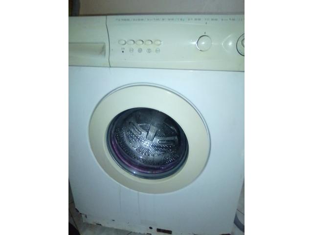 Photo Lave linge 500dh image 2/2