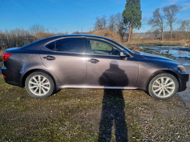 Photo Lexus is220d 177cv 130kw Gps Airco Cruise caméra jantes alu. image 2/6