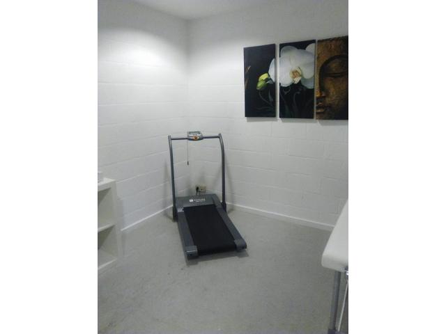 Photo Local professionnel implantée dans une salle de fitness à Wavre. image 2/5