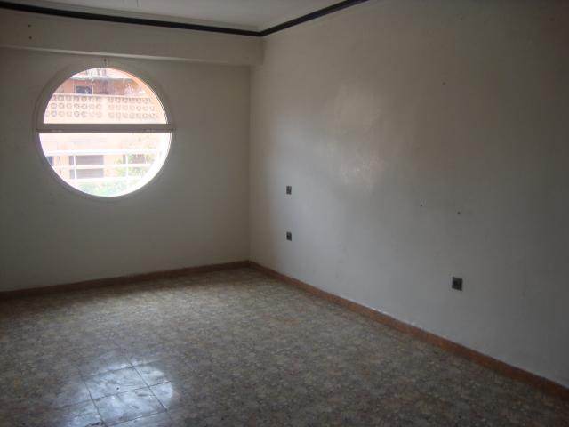 Photo Location bureau image 2/2