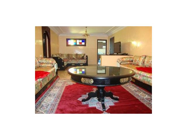 Photo location d'un appartement bien meublé dans une résidence fermer image 2/5