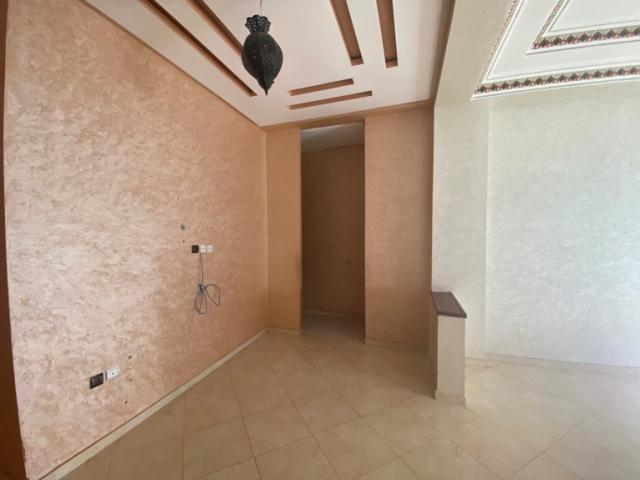 Photo Location d'un  appartement vide avec piscine à Harhoura image 2/6