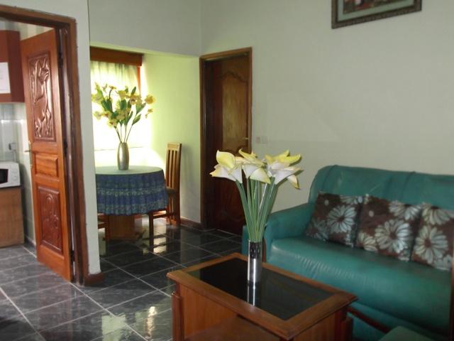 Photo LOCATION DE VACANCES, APPARTEMENT - ABIDJAN image 2/6