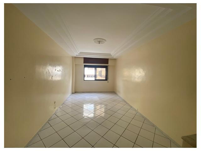 Photo Location d’un appartement vide  à agdal image 2/6