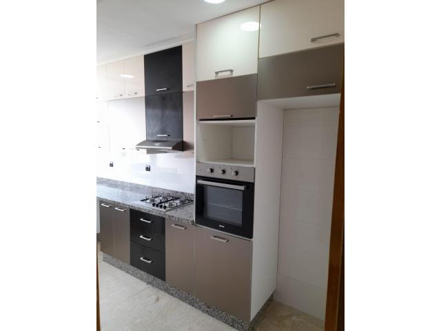 Photo Location d’un appartement  vide bien entretenue image 2/6