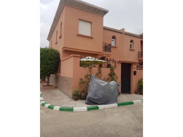 Photo Location joli petite Villa 2façade de 140 M image 2/6