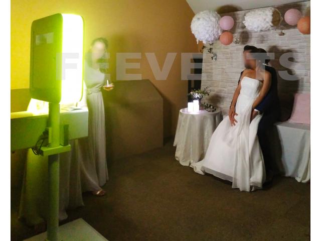 Photo Location Photobooth, Borne Selfie, Borne photo image 2/6
