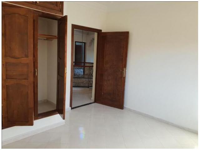 Photo location une villa non meublée  située à Riad Salam  route de casa image 2/6