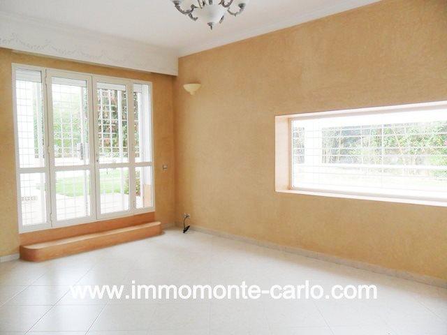 Photo Location villa avec piscine à Rabat au quartier Souissi image 2/5