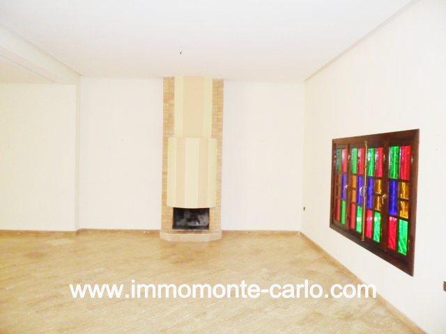 Photo Location villa avec piscine à Souissi RABAT image 2/5