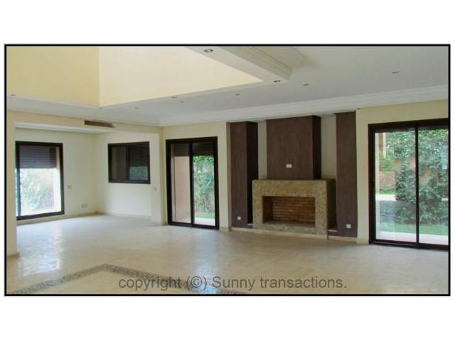Photo location villa usage bureau a targa image 2/6