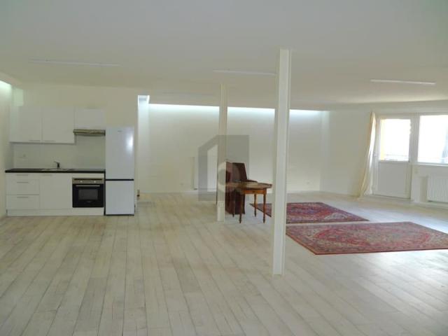 Photo Loft de 102 m² au centre du village de Ballaigues à louer image 2/5