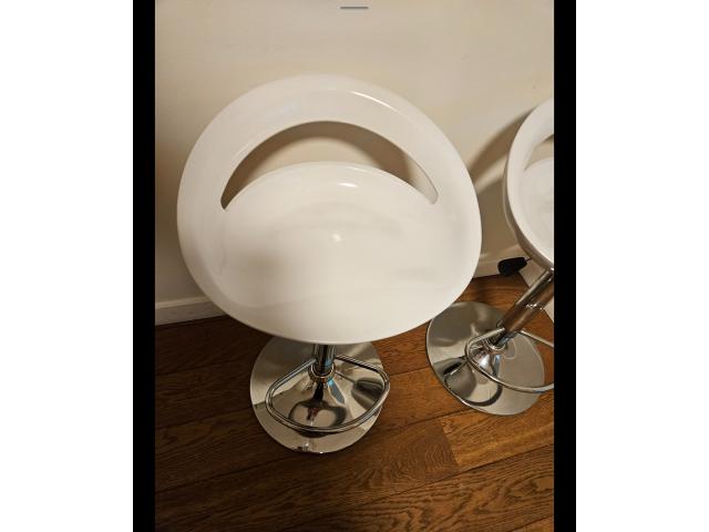 Photo Lot de 6 tabourets hauts image 2/3