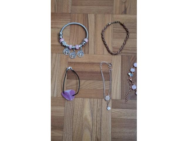 Photo Lot de 7 bracelets fantaisie image 2/6