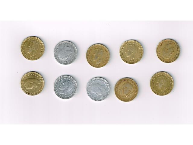 Photo Lot de 8 monnaies de 1 pesetas Franco image 2/2