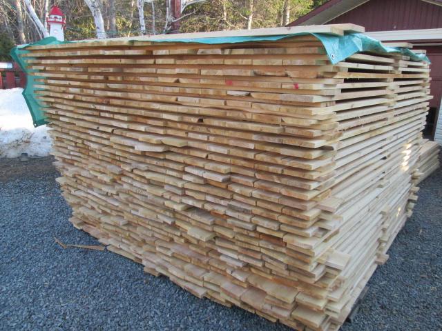 Photo lumber-cedre-en-gros-a-vendre=lap-sinding-cedar=t/g-cedar image 2/6