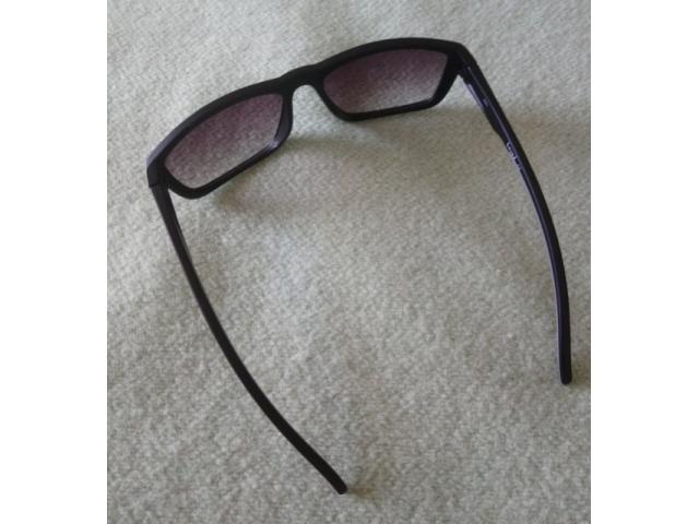Photo Lunette de soleil image 2/6