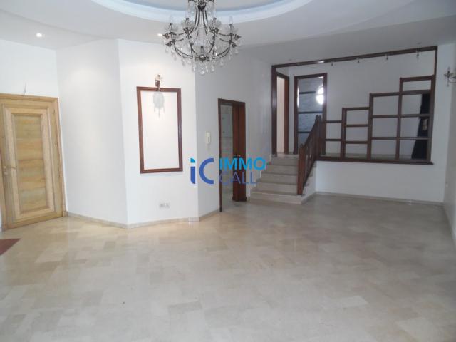 Photo Luxueuse appartement en location située à Hay Riad image 2/6