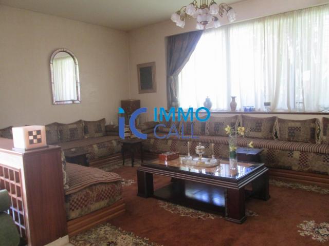 Photo Luxueuse villa de 2100m² à vendre située à Souissi image 2/6