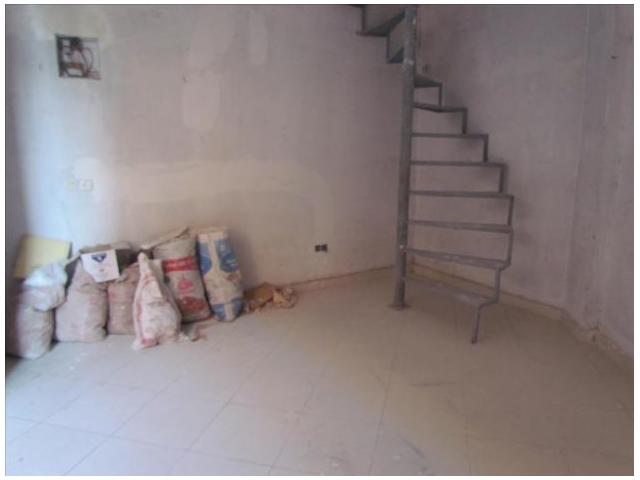 Photo Magasin/bureau en location. De 15 M² de sol et 12 M² alal el fassi image 2/6
