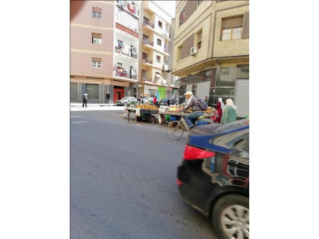 Photo magasin en location image 2/2