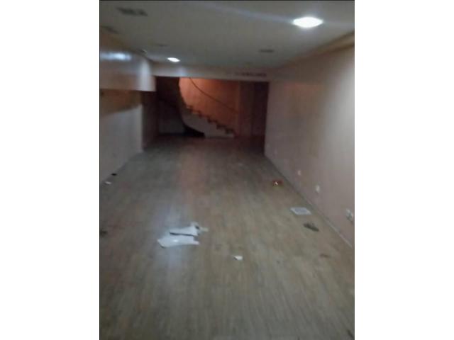 Photo MAGASIN LOCATION LONGUE DUREE QUARTIER MAARIF image 2/3