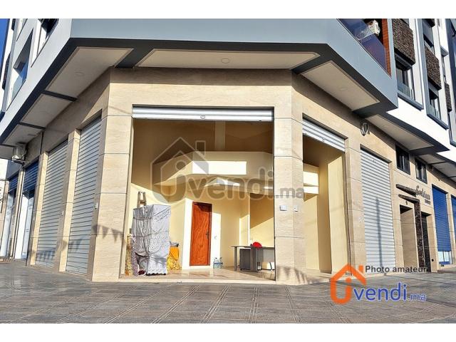Photo Magasin neuf 48 m² à louer - Riviera image 2/2