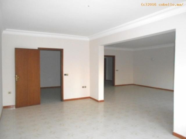 Photo Magnifique grand appartement en location à rabat agdal image 2/5