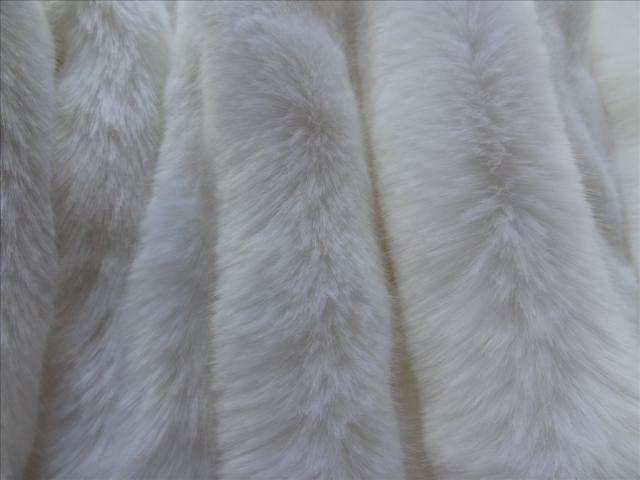 Photo Magnifiques plaids de luxe fausse fourrure 