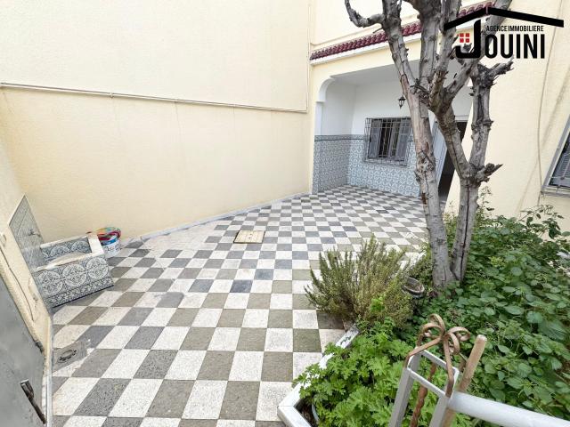 Photo Maison 2 Niveaux Avec Studio à El Mnihla image 2/6