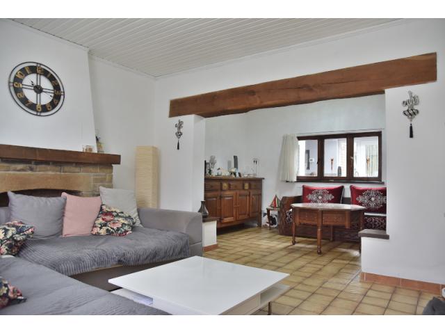 Photo Maison 4 ch, jardin et garage à vendre à Spy image 2/6