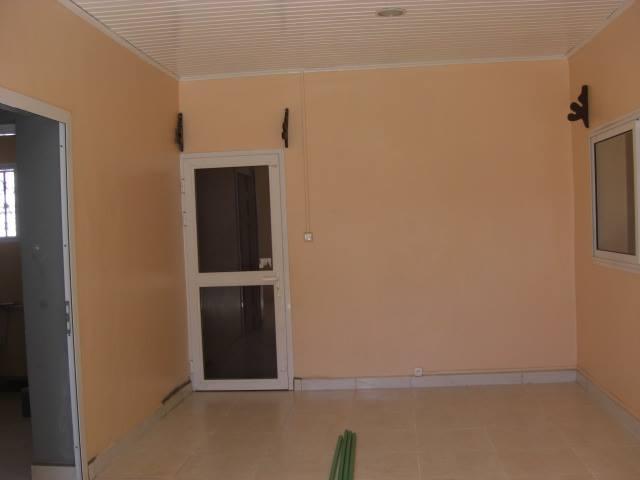 Photo MAISON A LOUER A ANTANETIBE IVATO Ref#60179 image 2/4