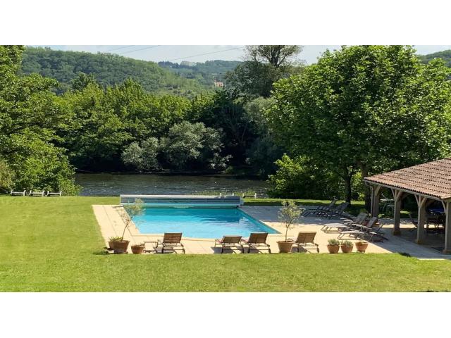 Photo Maison de Vacances Élégante avec Piscine Chauffée image 2/6