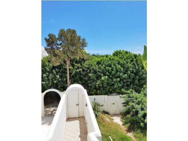 Photo Maison Le Tilleul reference AL1293 La Corniche image 2/6