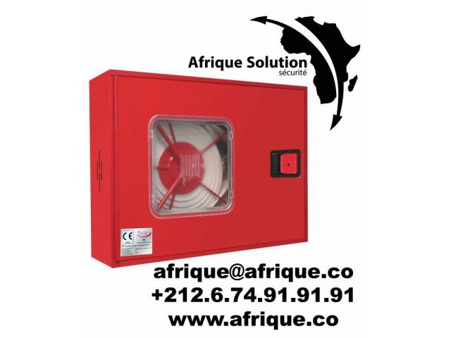 Photo Maroc Ria Robinet d'incendie armée Rabat image 2/3