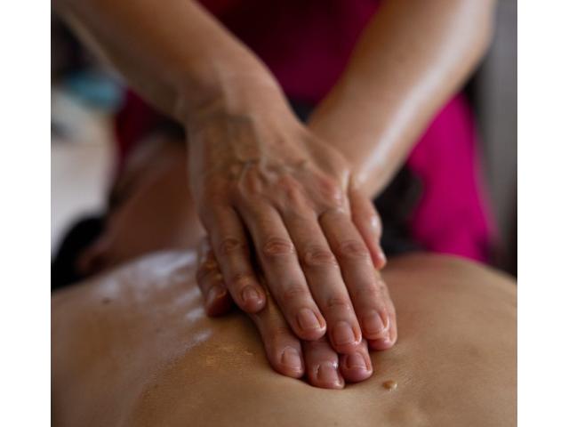 Photo Massage traditionnel image 2/2