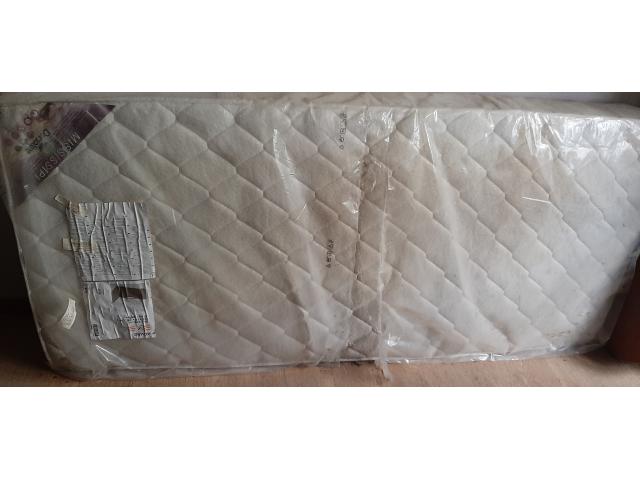 Photo Matelas image 2/4