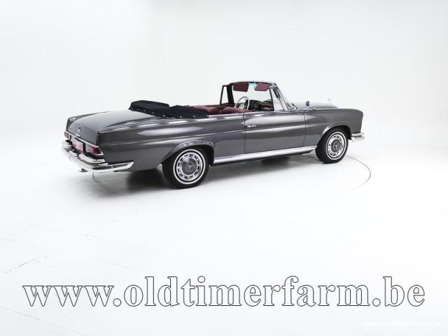 Photo Mercedes-Benz 220 SE '63 CH8952 image 2/6