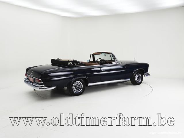 Photo Mercedes-Benz 220 SE Cabriolet 64 CH7348 image 2/6