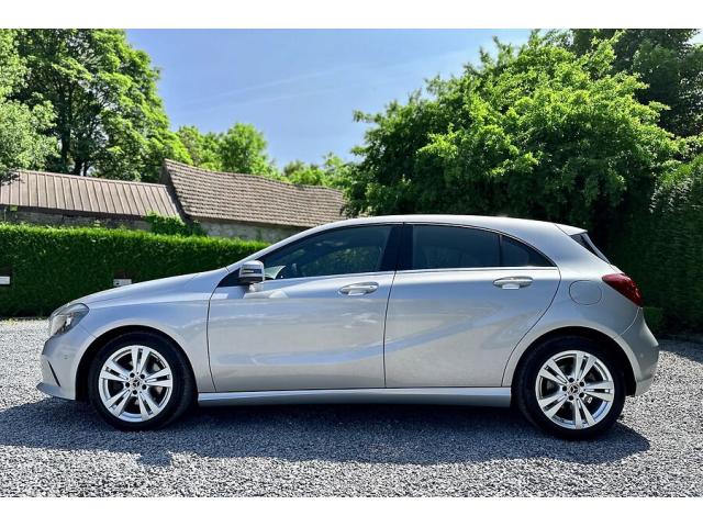 Photo Mercedes-Benz A 180 Business Line - 06 2017 image 2/6