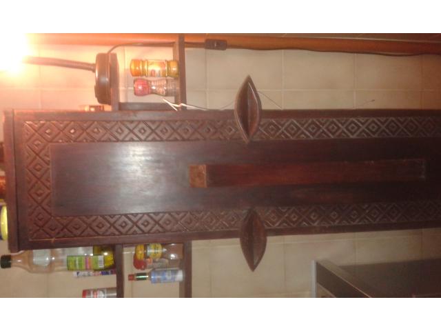 Photo meuble en bois de fer totem image 2/2