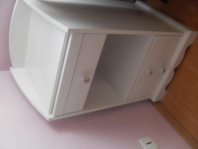 Photo meuble telephone blanc image 2/3