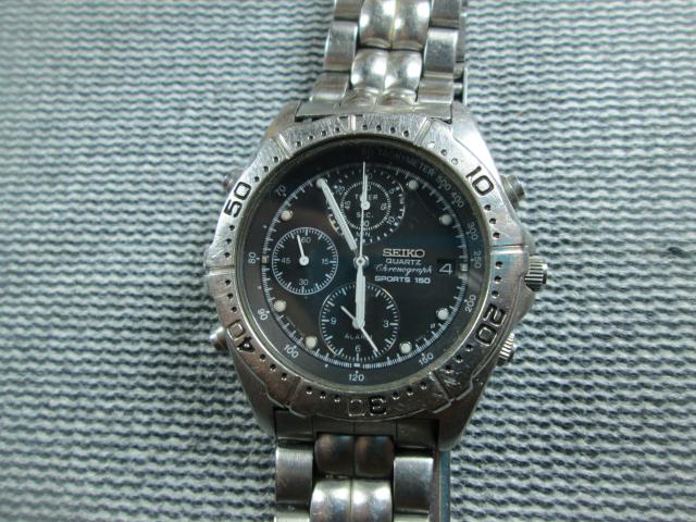 Photo Montre SEIKO chronograph sports 150 image 2/6